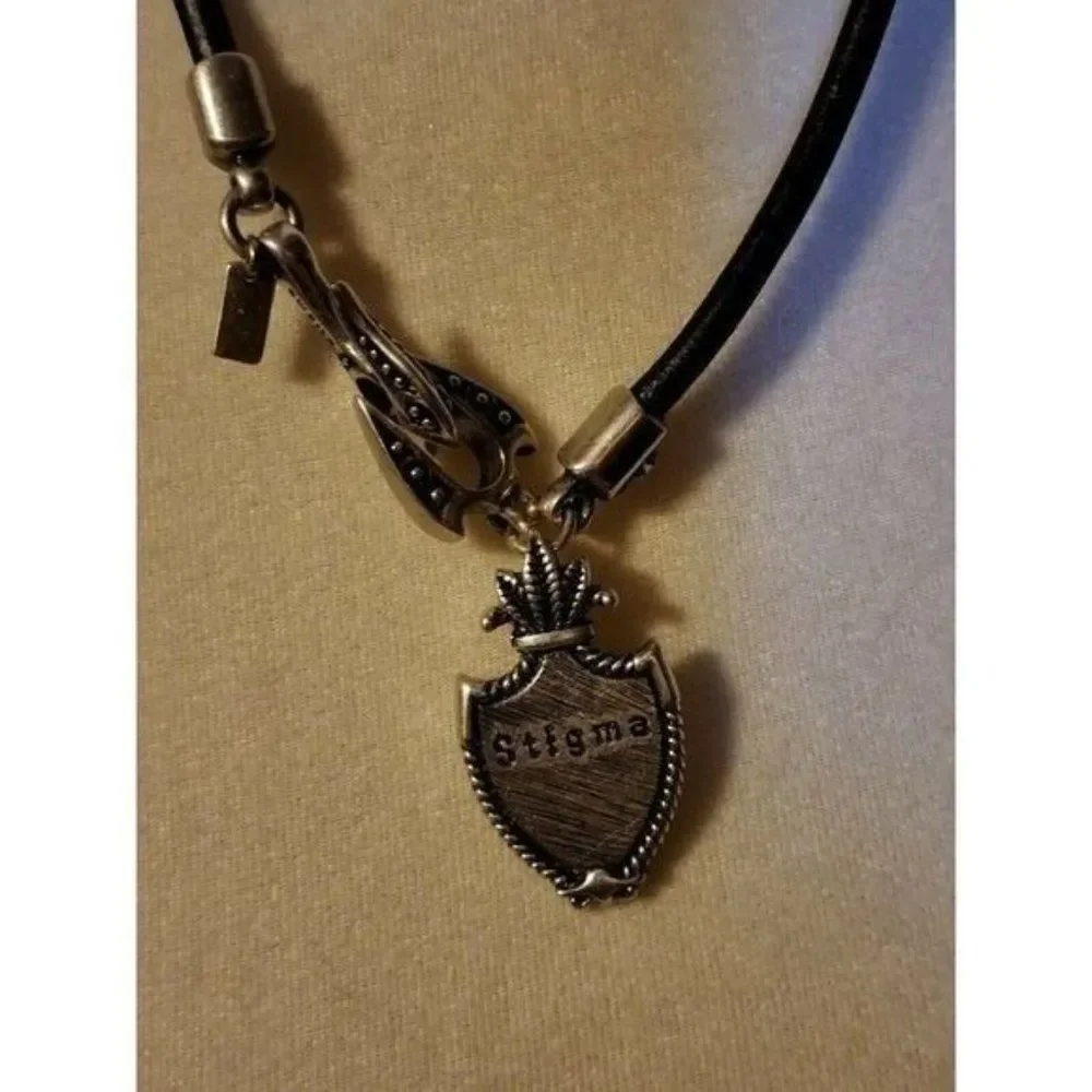 Leather Necklace Crest Man Gothic Family Crest Cross - Picture 7 of 10